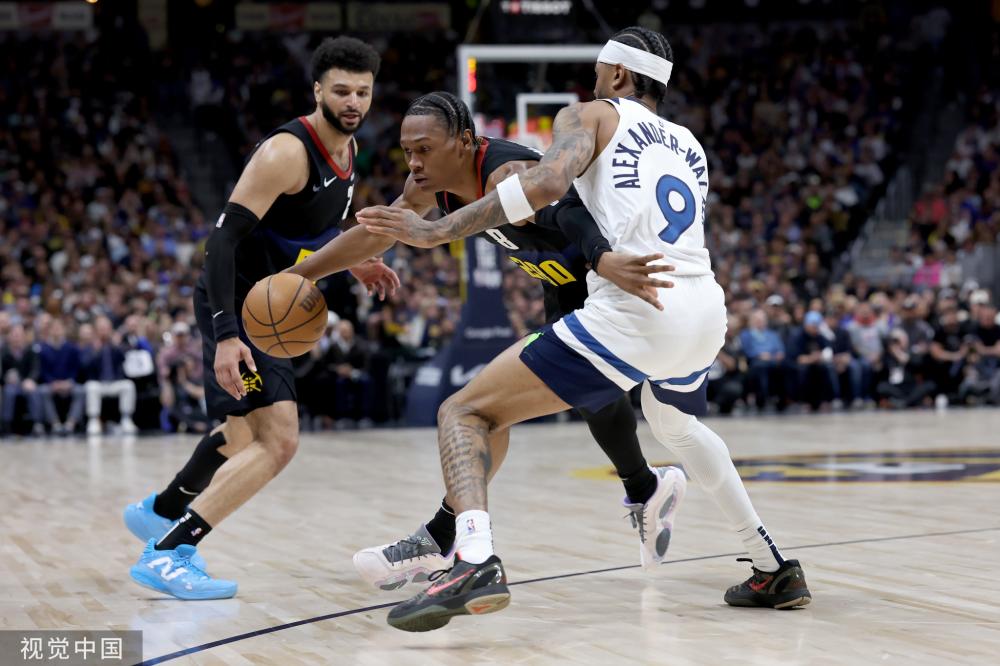 不难看出他 不难看出他